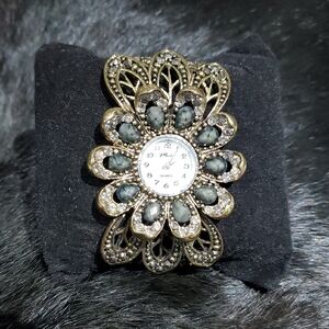 Vintage-Inspired Black and Gold Floral Quartz Watch Statement Chunky